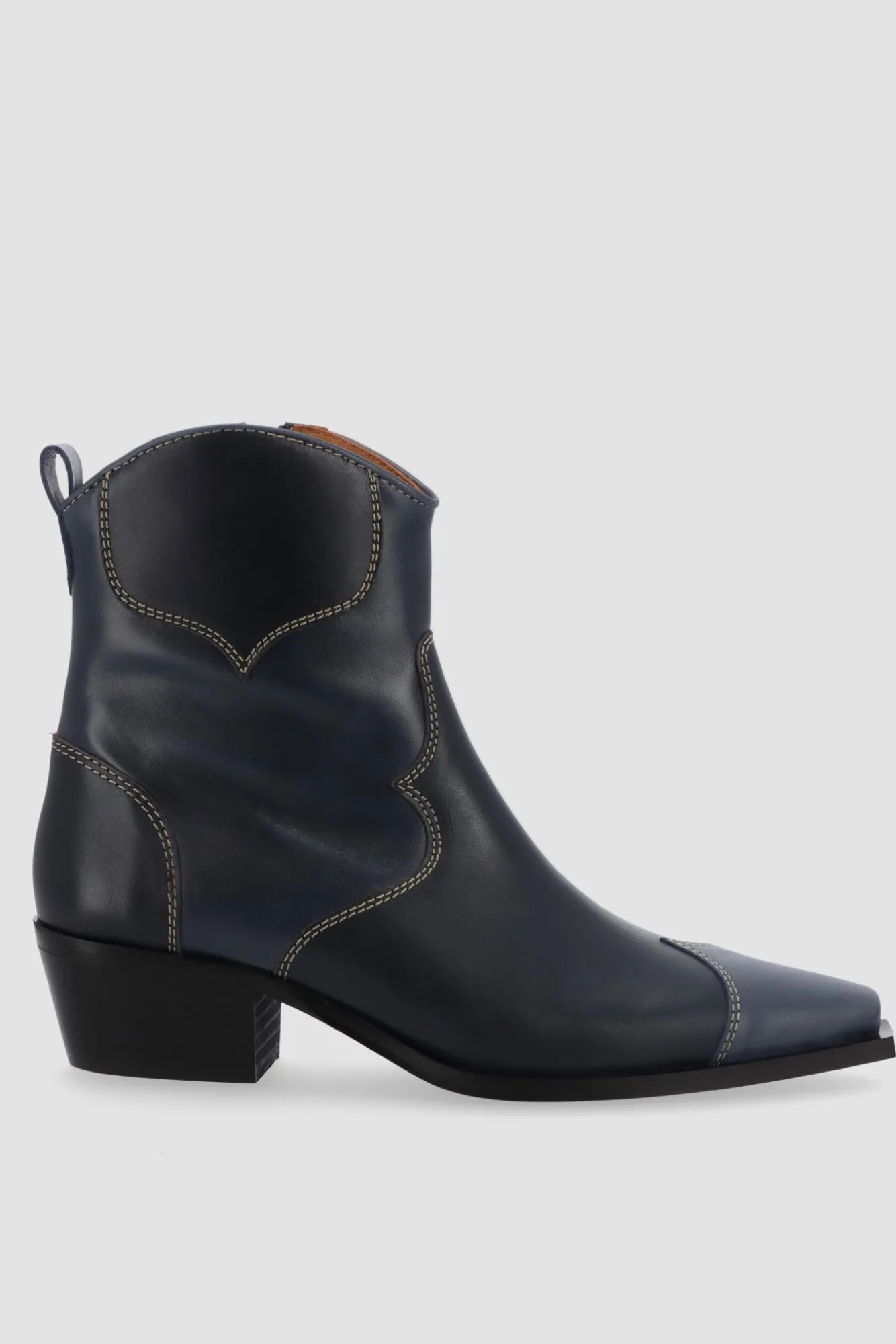 Amour Vert Alohas Buffalo s Leather Ankle Boots- Clearance