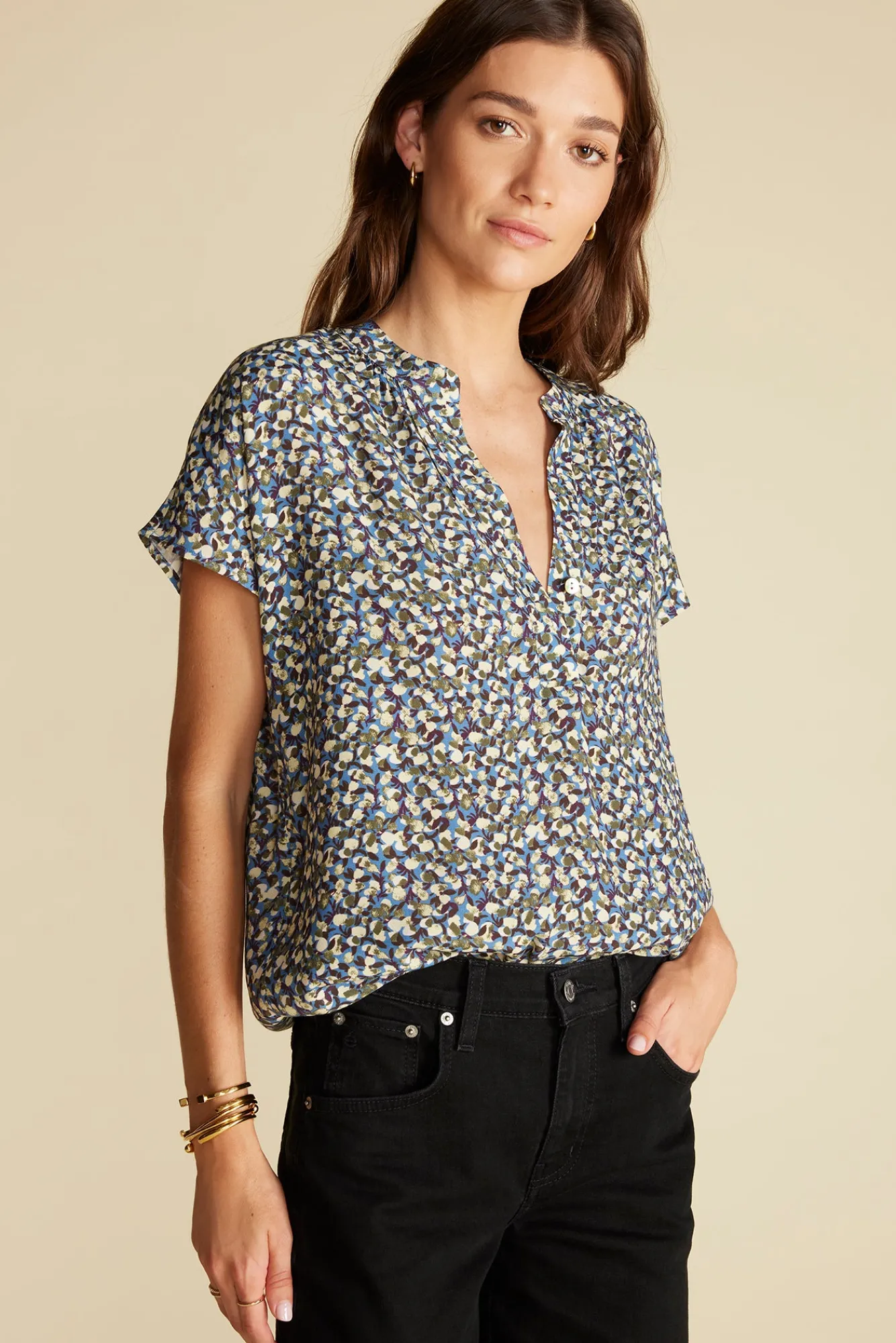 Amour Vert Renata Crepe Blouse- Blouses & Shirts|Tops