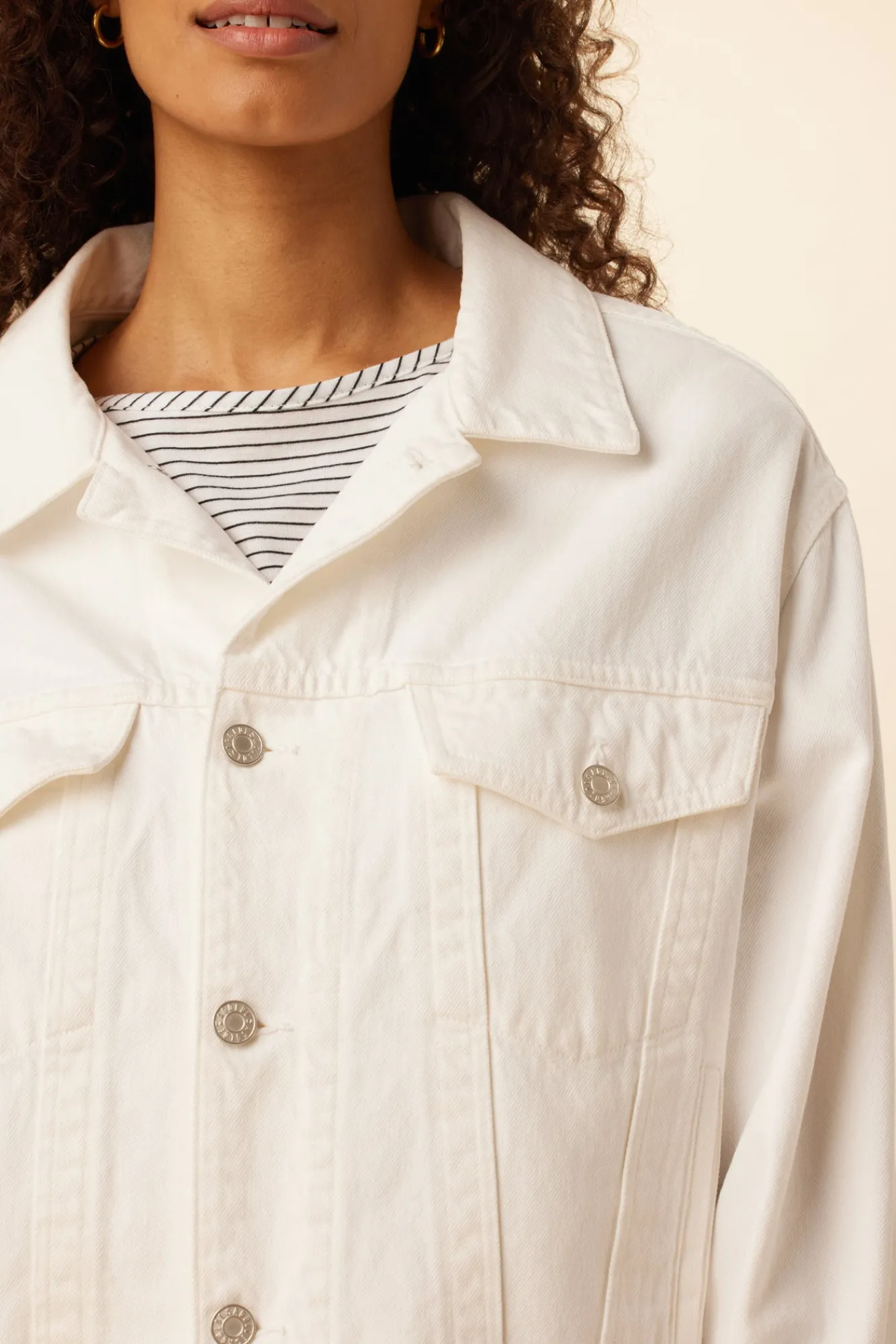 Amour Vert AGOLDE Charli Denim Jacket- Denim|Clearance