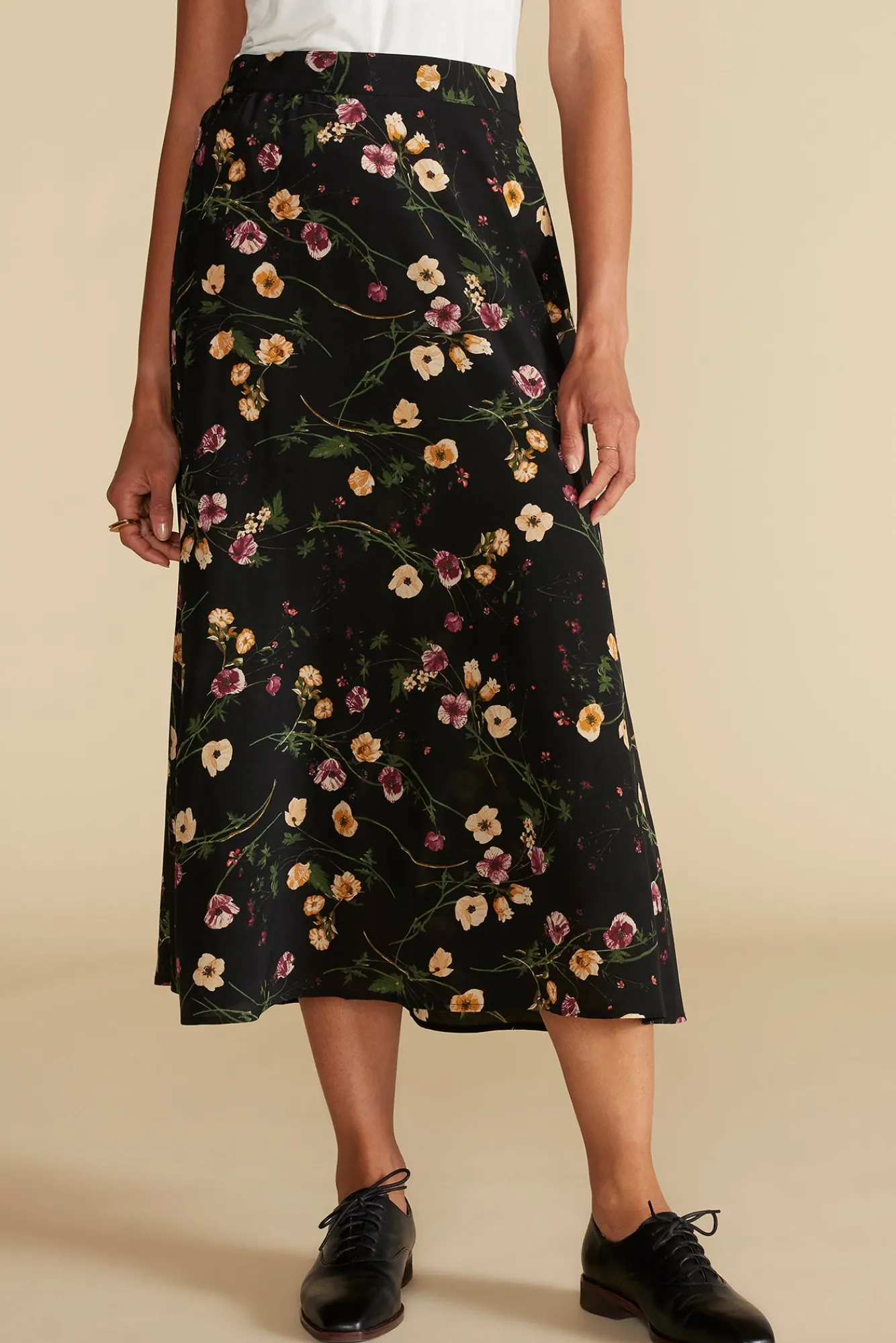 Amour Vert Blaze Washable Silk Skirt- Skirts