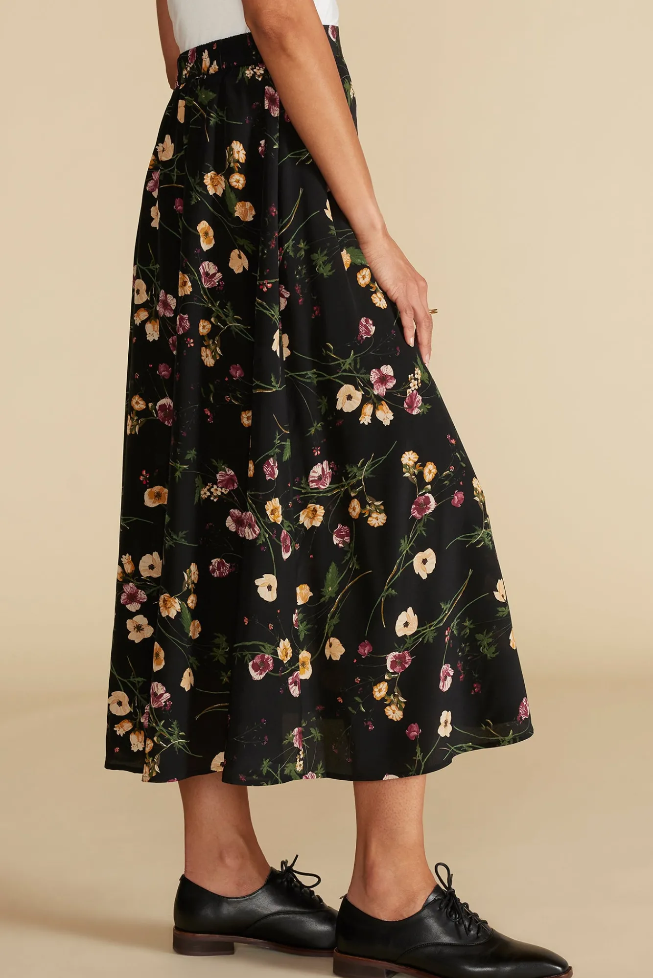 Amour Vert Blaze Washable Silk Skirt- Skirts