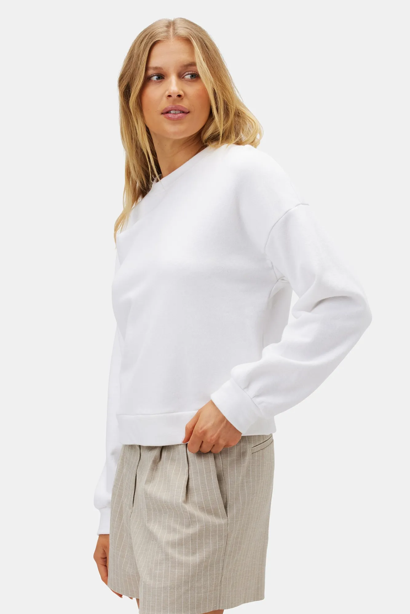 Amour Vert Abbie Sweatshirt- Tops|Sweaters & Cardigans