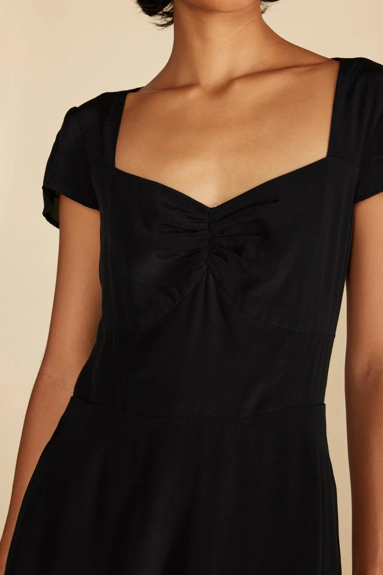 Amour Vert Beryl Crepe Midi Dress- Dresses|Clearance