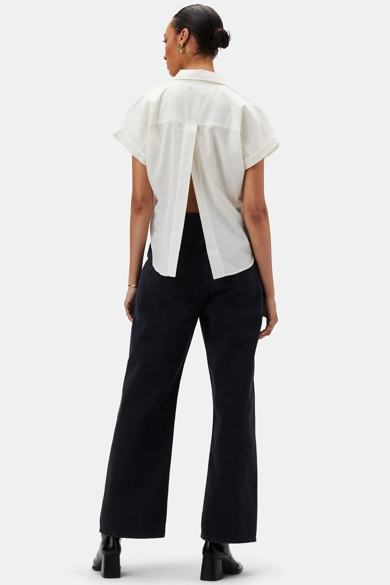 Amour Vert Renata Full Placket Blouse- Tops|Clearance