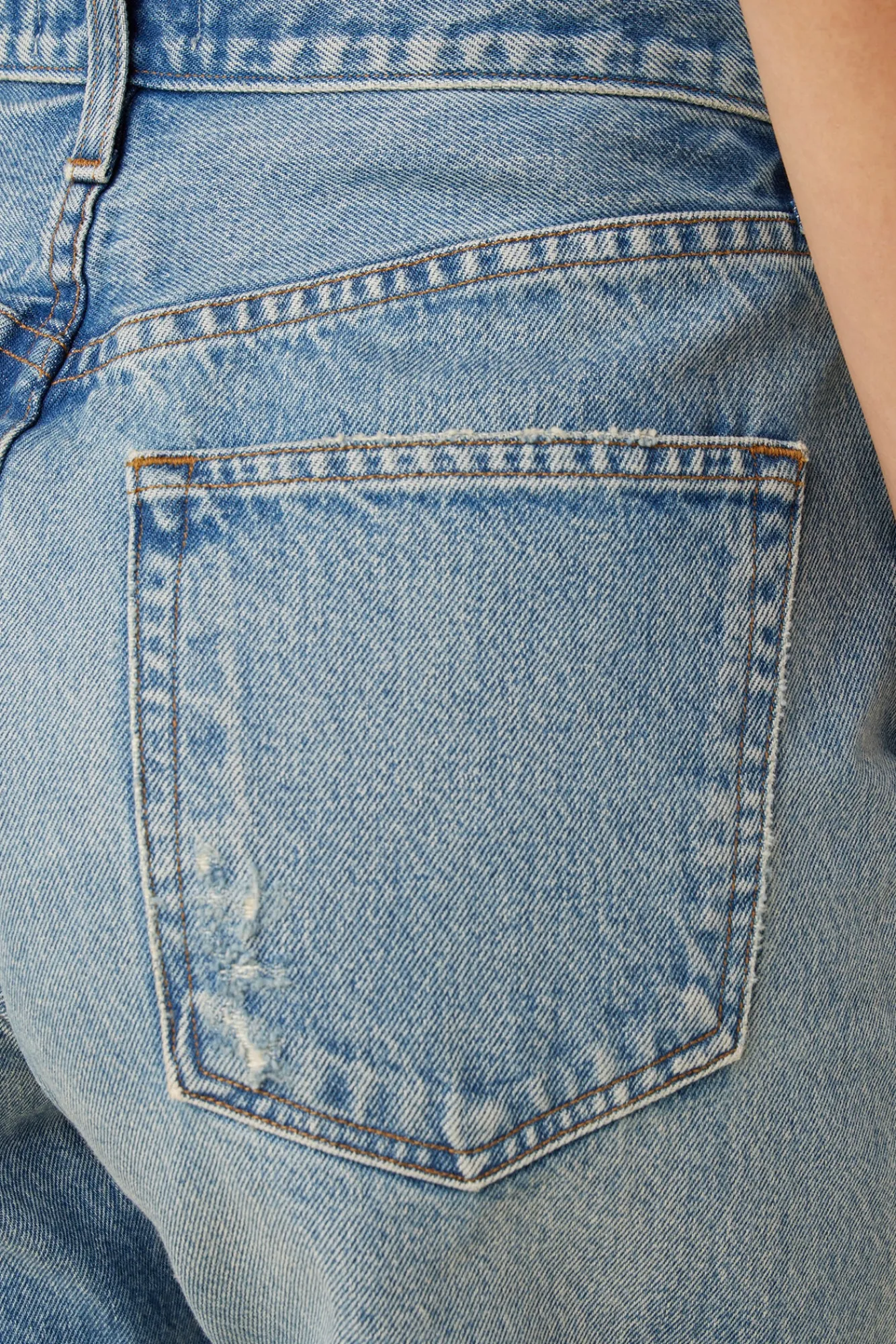 Amour Vert AGOLDE Stella Denim Short- Clearance