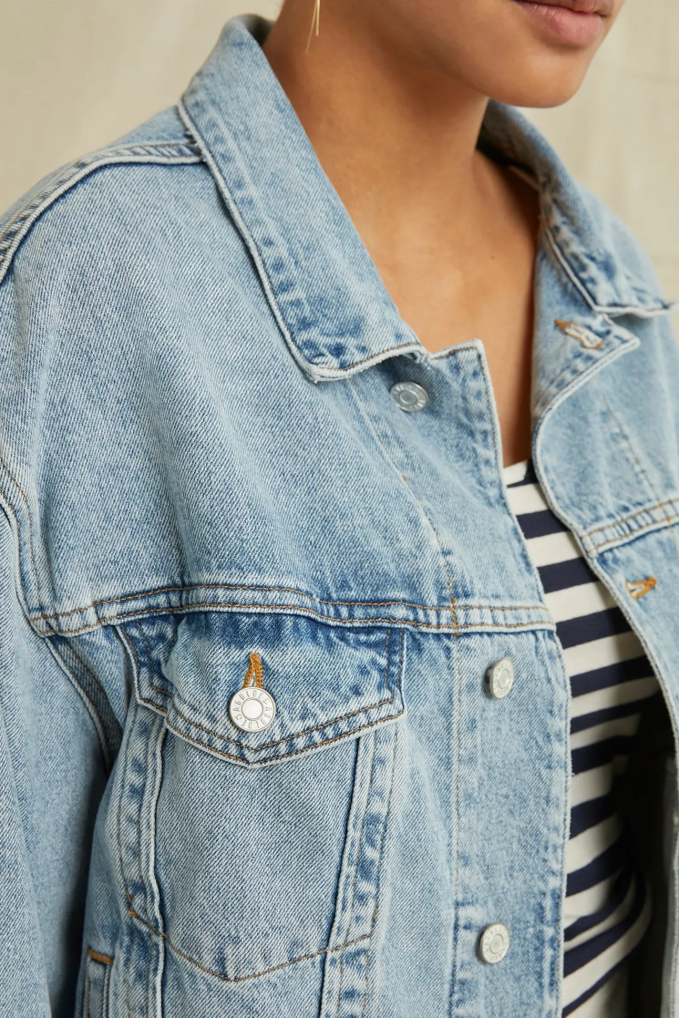 Amour Vert AGOLDE Charli Denim Jacket- Denim|Clearance