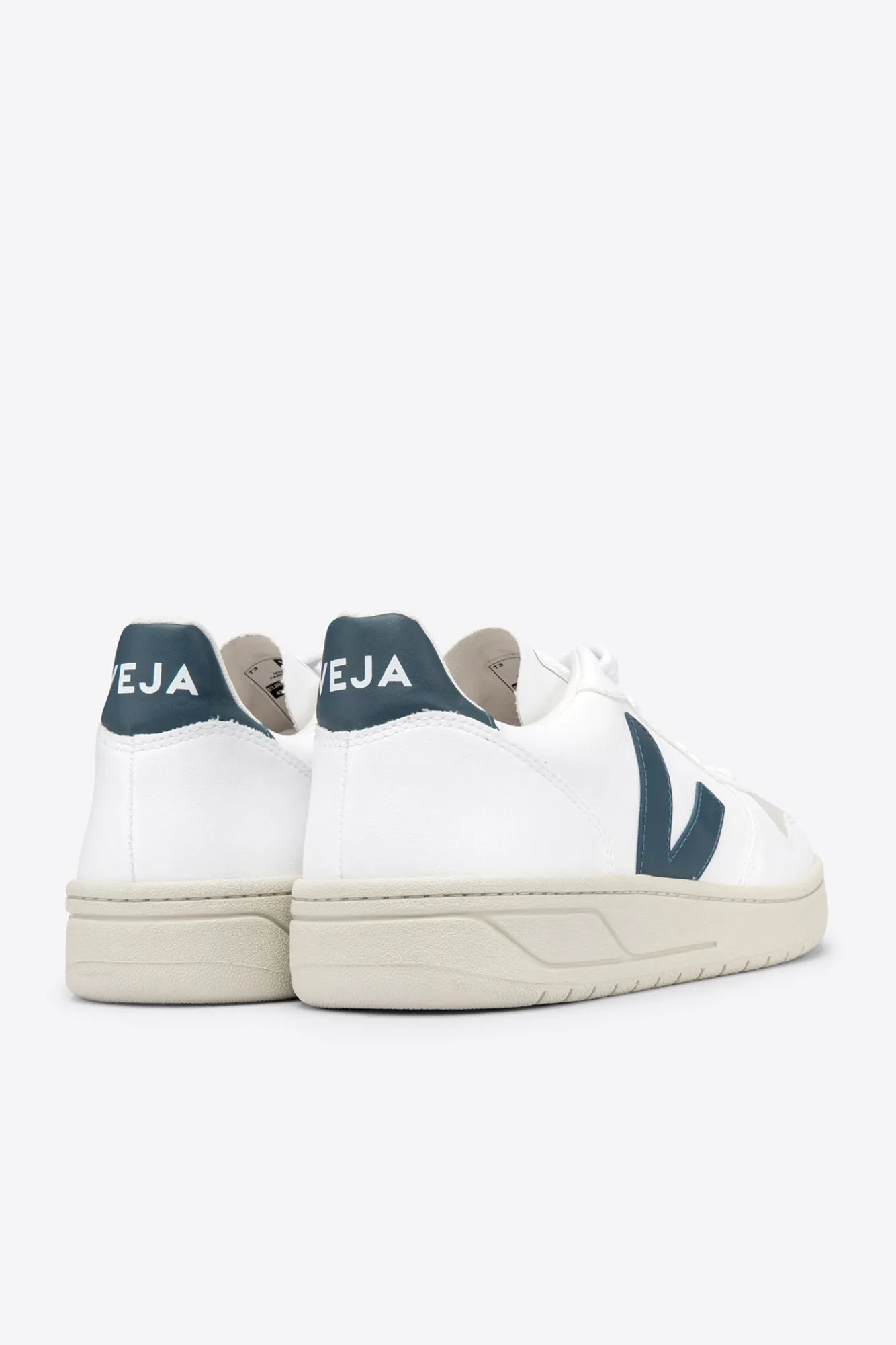 Amour Vert Veja V10 Vegan CWL Sneaker- Shoes