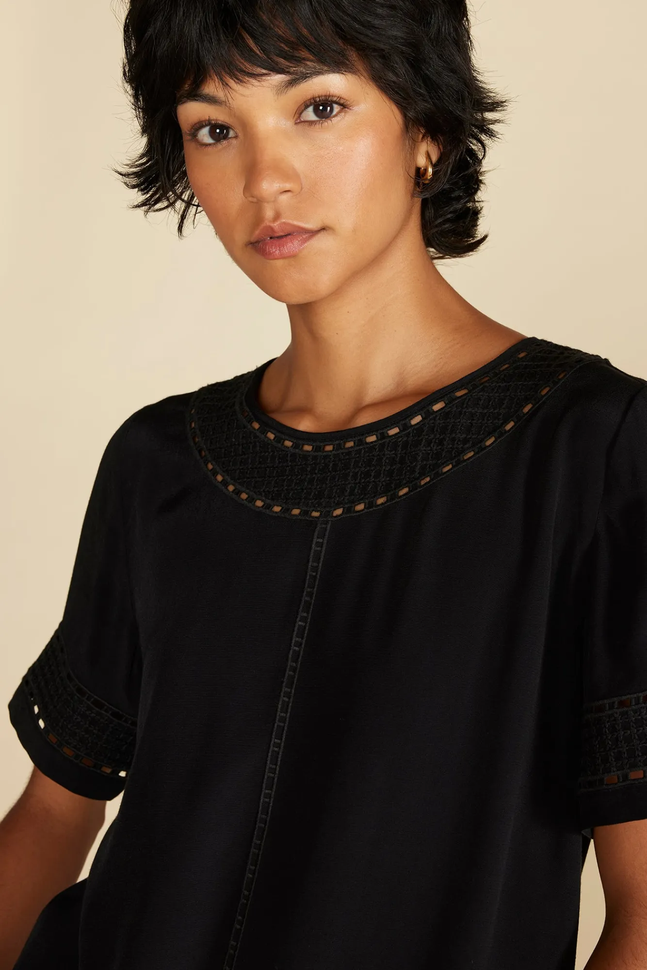 Amour Vert Odilia Embroidered Viscose Top- Blouses & Shirts|Tops