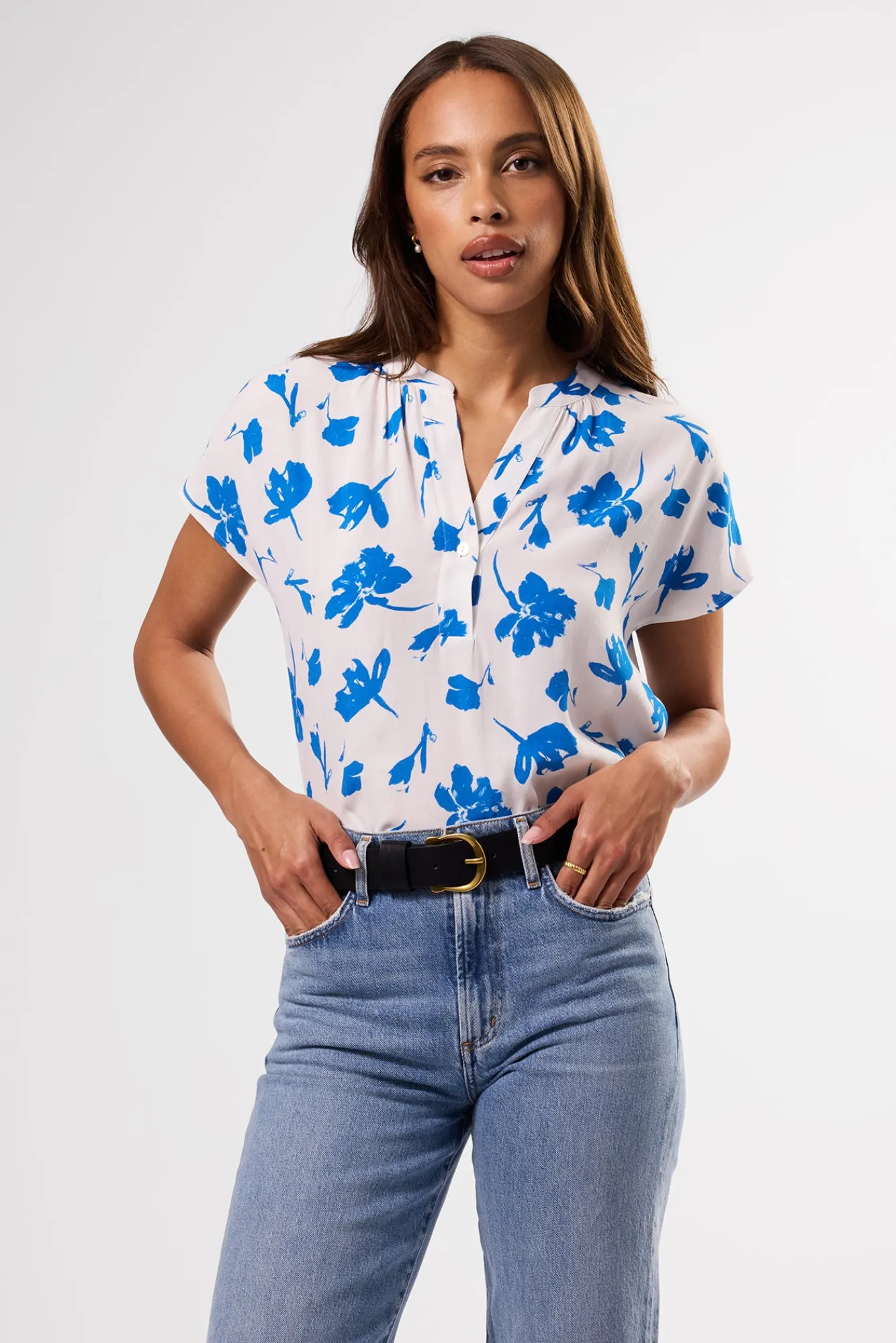 Amour Vert Renata Crepe Blouse- Tops|Clearance