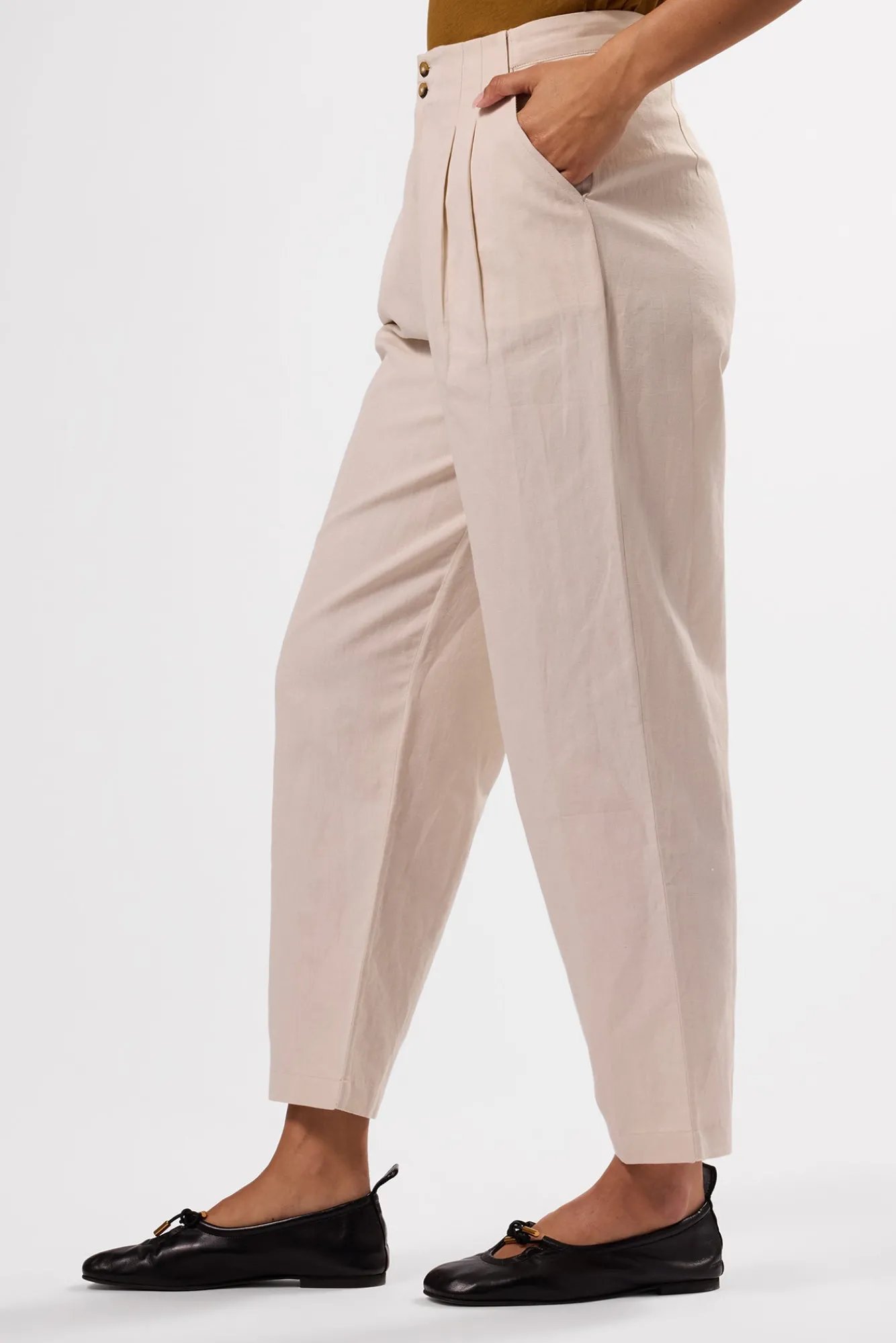 Amour Vert Larisa Cotton Linen Pant- Clearance