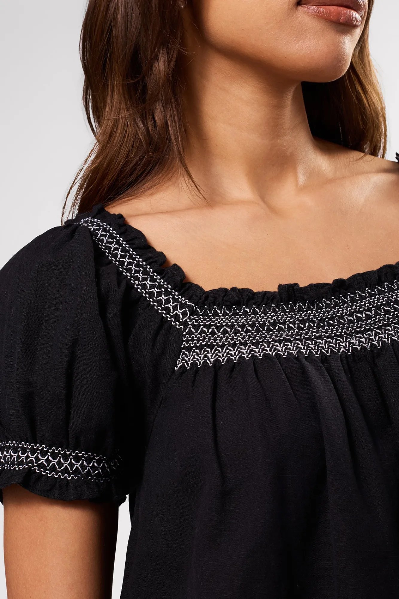 Amour Vert Smocked Embroidery Dress- Dresses|Clearance