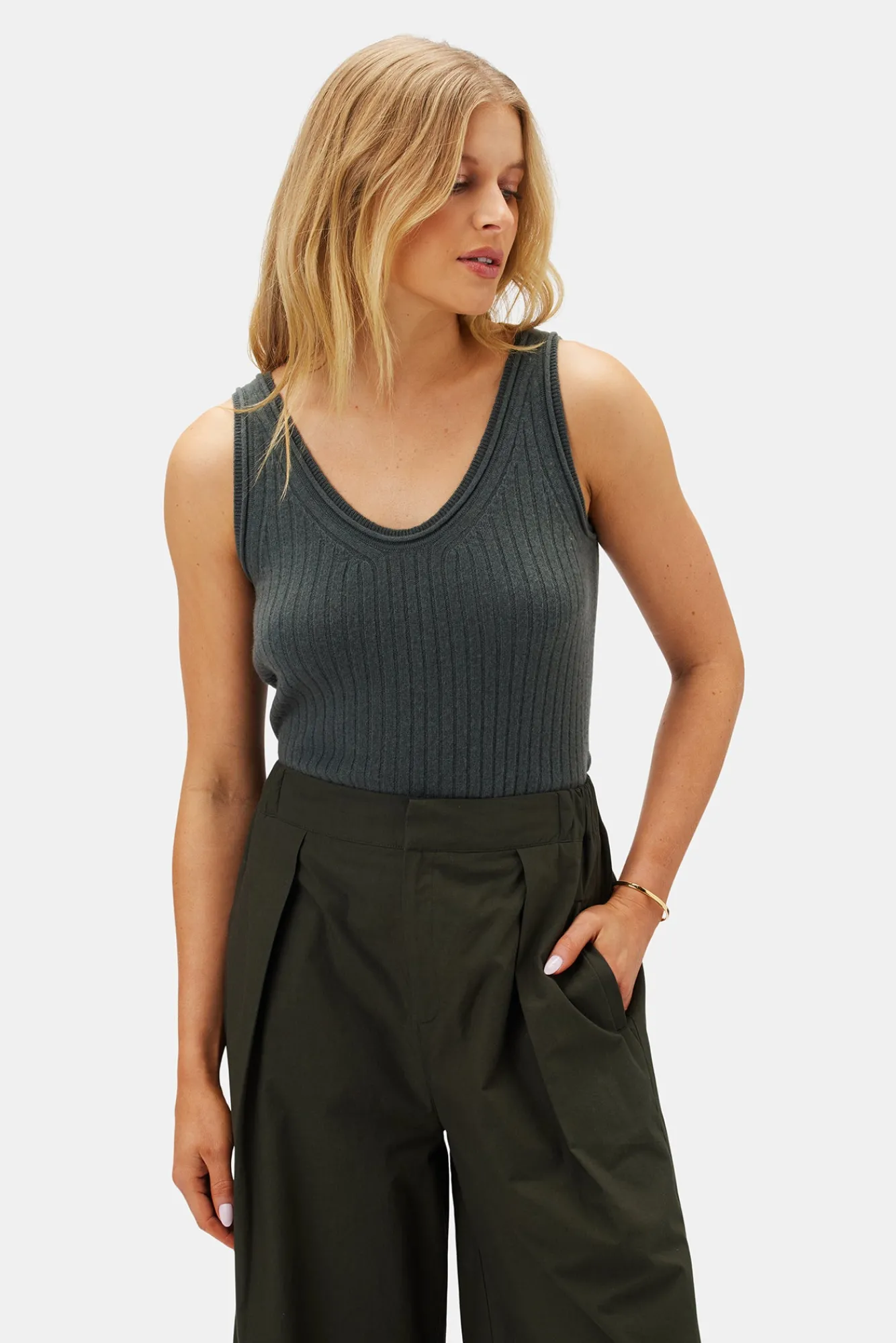 Amour Vert Nora Cashmere Tank- Tops|Clearance