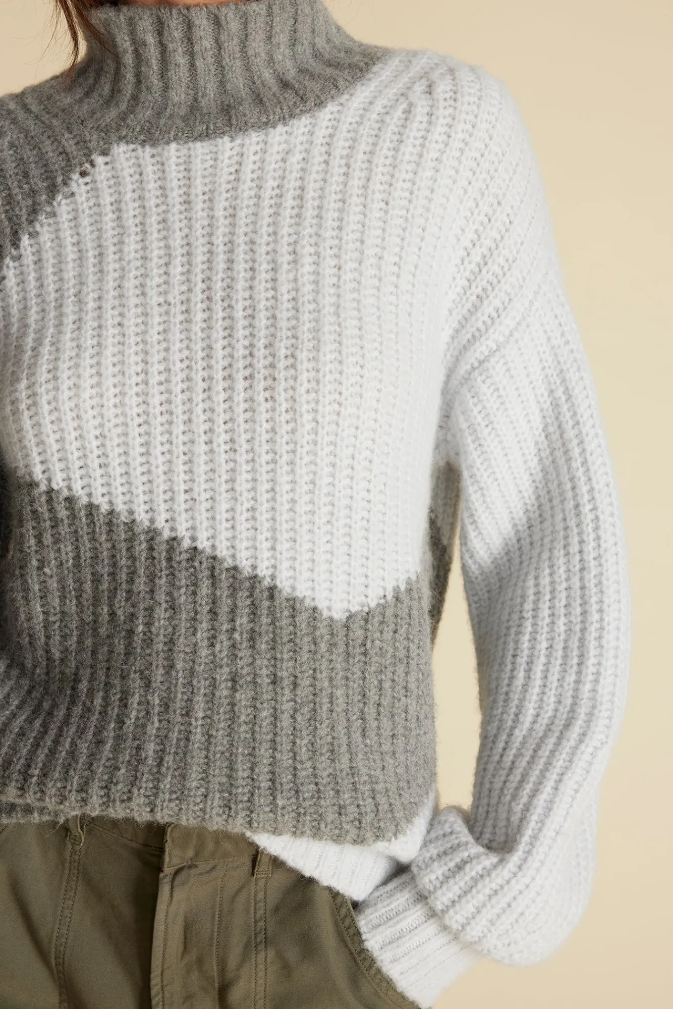 Amour Vert Veira Turtleneck Sweater- Sweaters & Cardigans