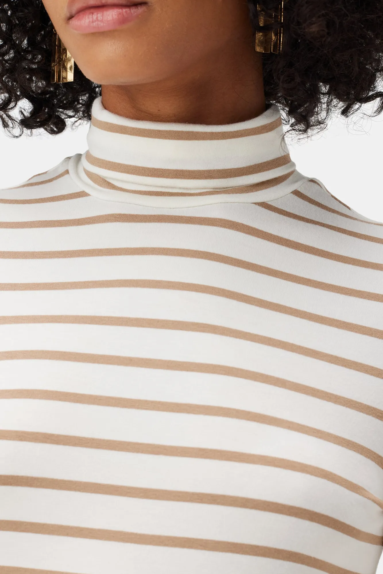 Amour Vert Flannery Modal Turtle Neck- Tops|Clearance